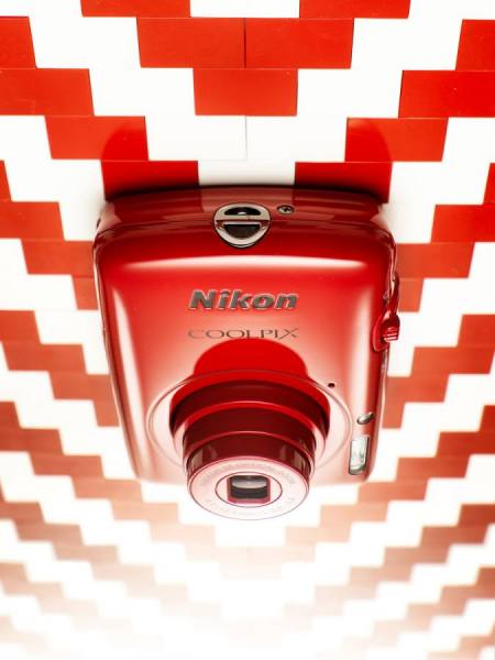 Photograph Barry Makariou Red on One Eyeland